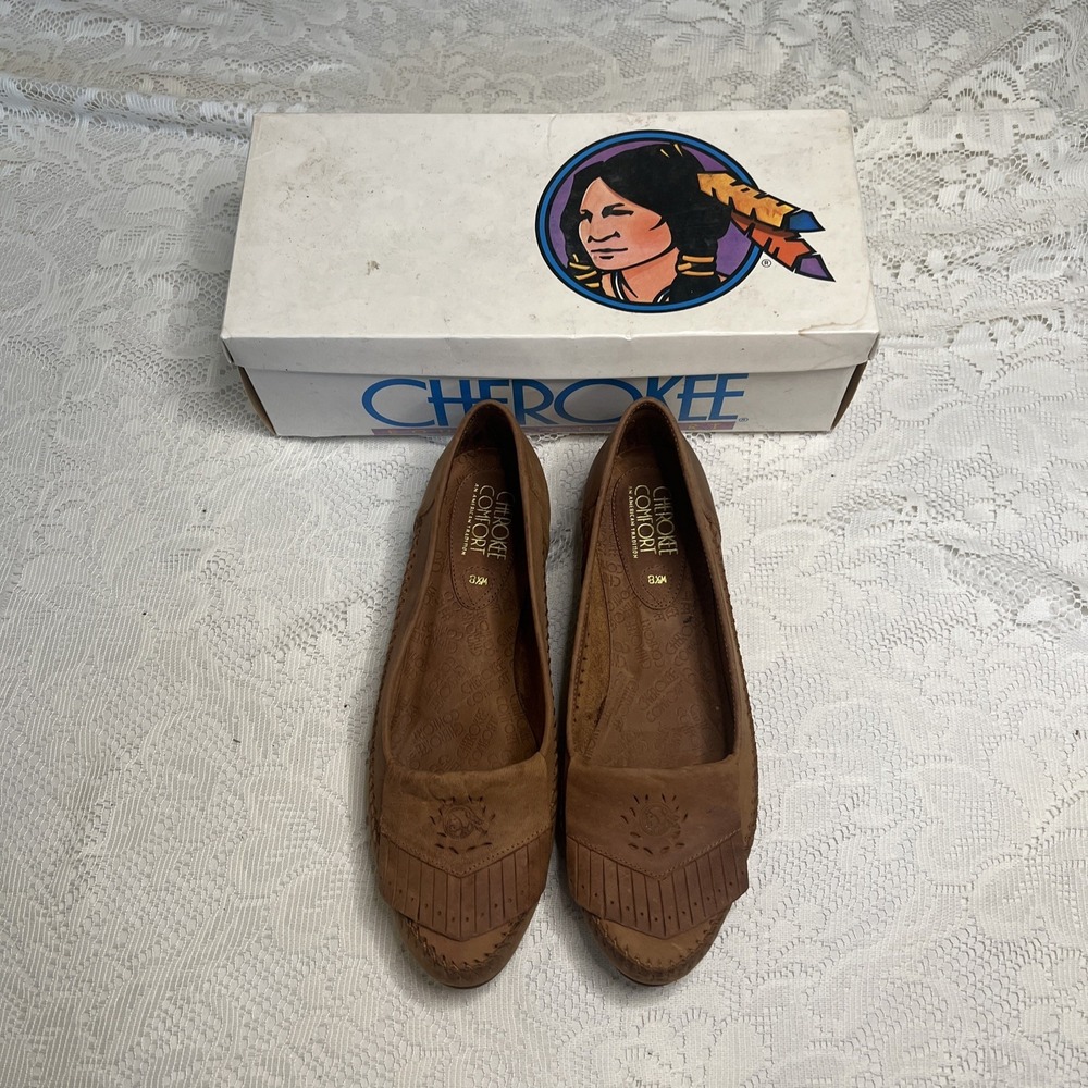Cherokee Comfort 8.5 M Tan Moccasins with Original Box Women's Slip On Shoes